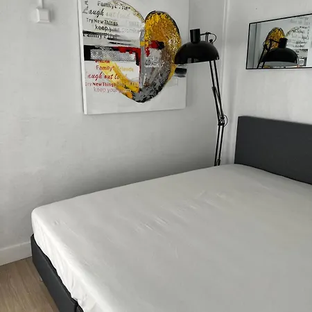 2 Bedroom At Knokke-heist, Near Zeebrugge, Overlooking The Appartement